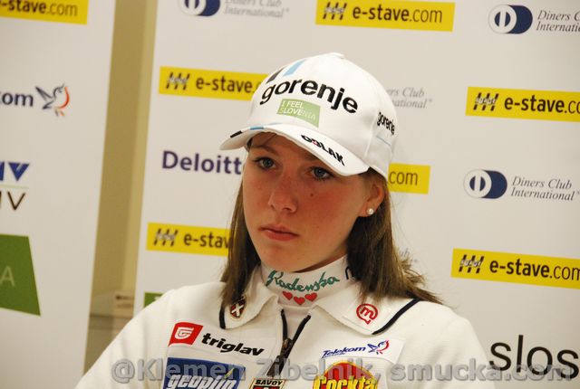 030 Anja Erzen